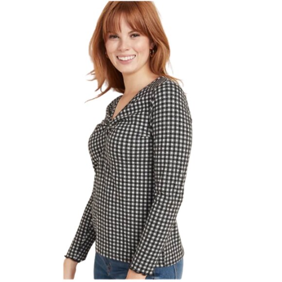 Old Navy Tops - Old Navy Soft-Brushed Twisted V-Neck Top Black White Gingham Women's Medium